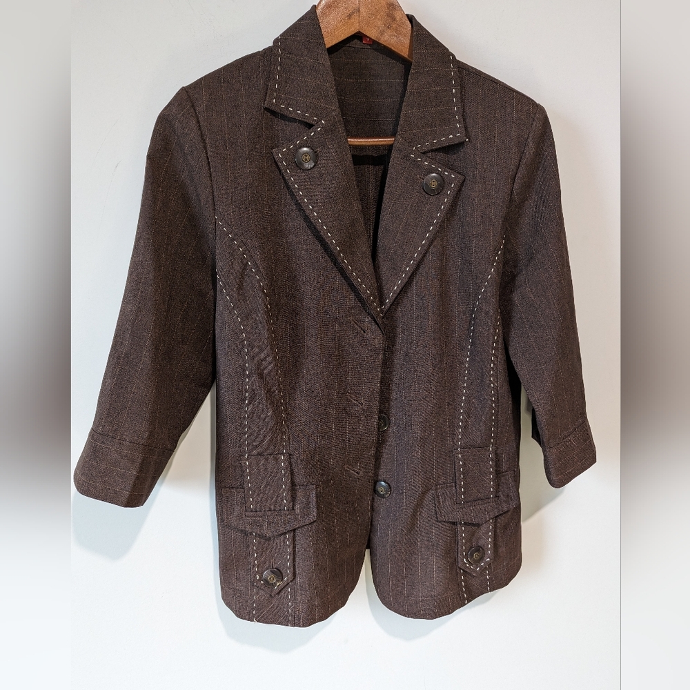 Le Grenier **Size 9** Brown Short Sleeve Button Down Blazer